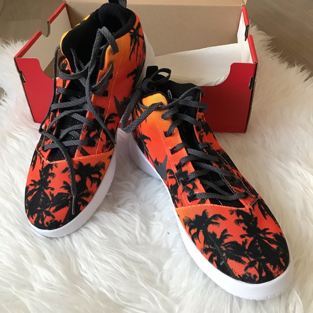 NIKE tropical print NSW men’s knit sneakers